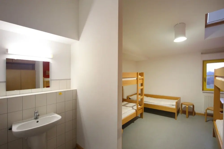Standard Quintuple room