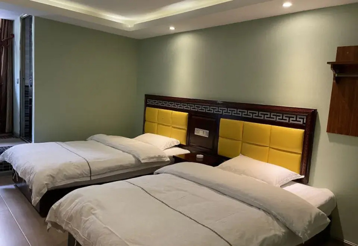 Kunming Jiaxi Hotel (Kunming Old Street)
