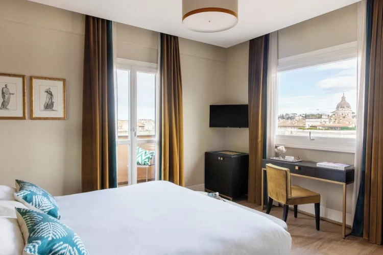 Executive Double room with balcony and with city view
