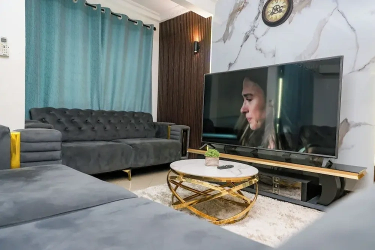 Luxury Apartment
