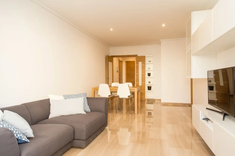 2 Bedrooms Luxury Quadruple Apartment