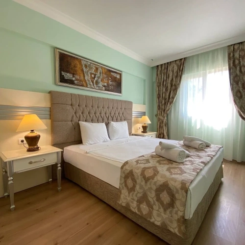 Deluxe Apartment