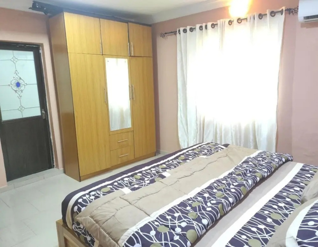 Abeokuta 2-bed House, Sleeps 4 With Free Parking