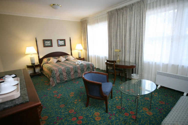 Darcys Hotel at Homebush