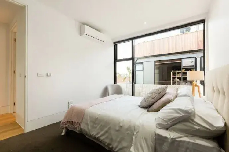 Renée - Beyond a Room Private Apartments