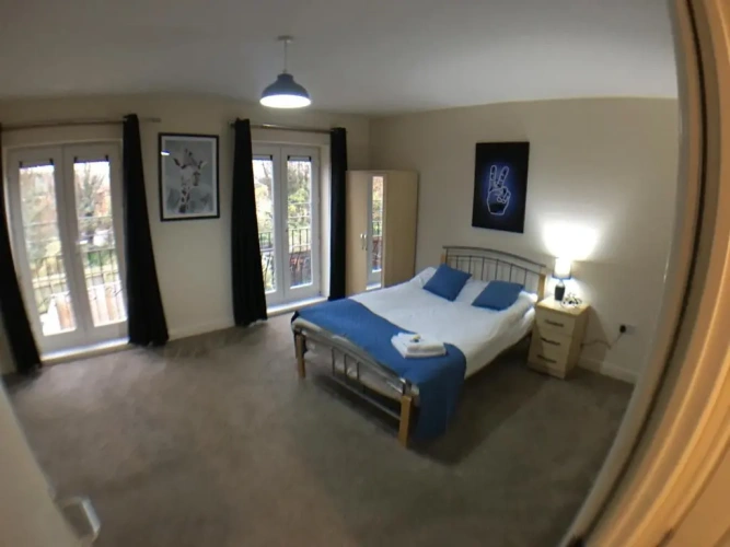 4 Bedrooms Cottage