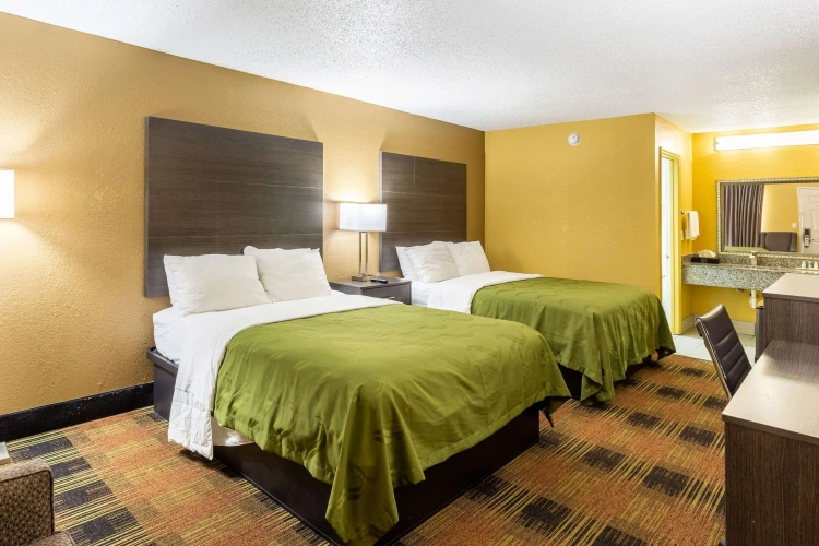 Standard Quadruple room