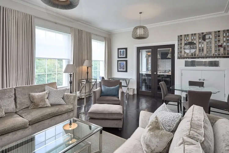 Premier Apartment