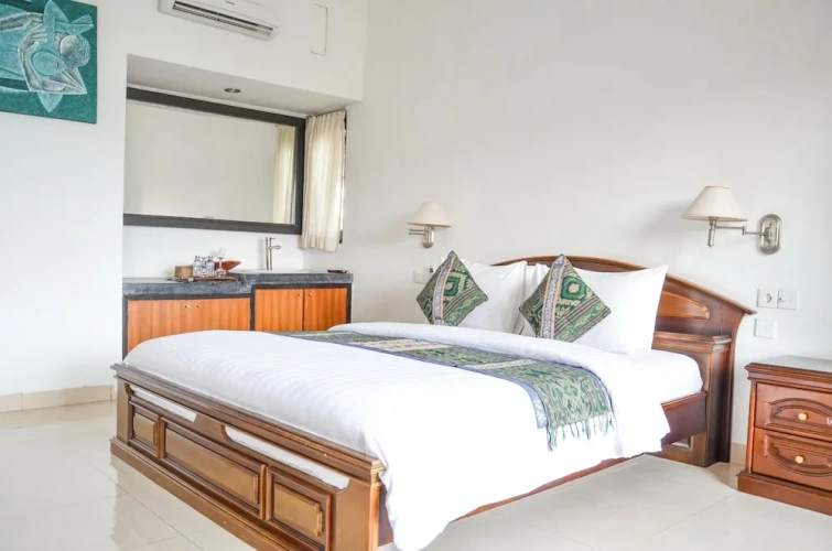 Suite with balcony