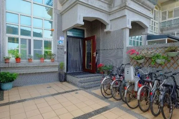 Yang Ping House