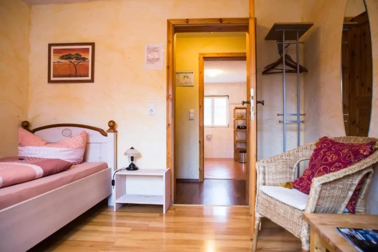 Standard Single room