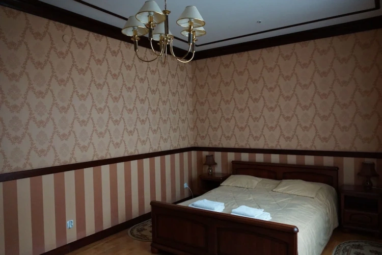 1 Bedroom Suite