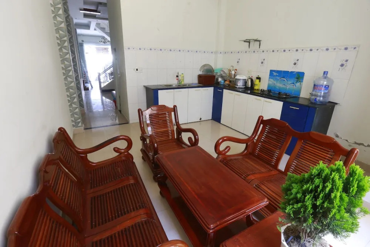 Santi Homestay DaNang