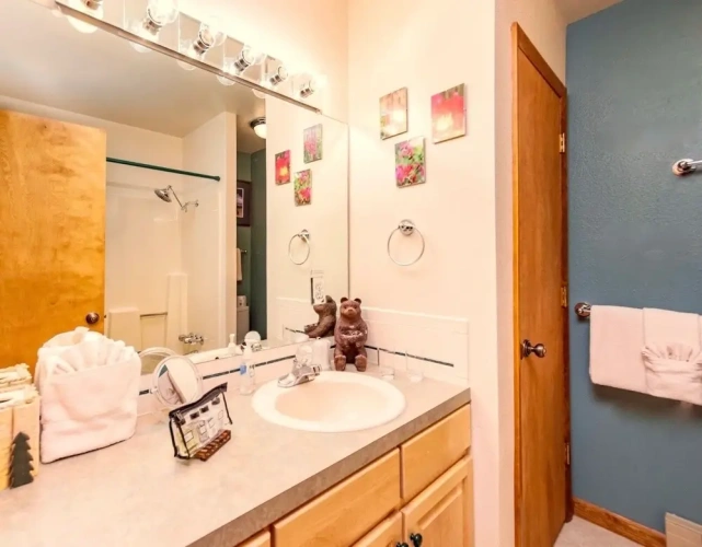 3 Bedrooms Cottage