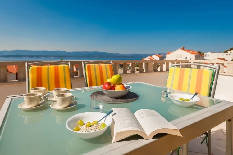 2 Bedrooms Deluxe Apartment with sea view