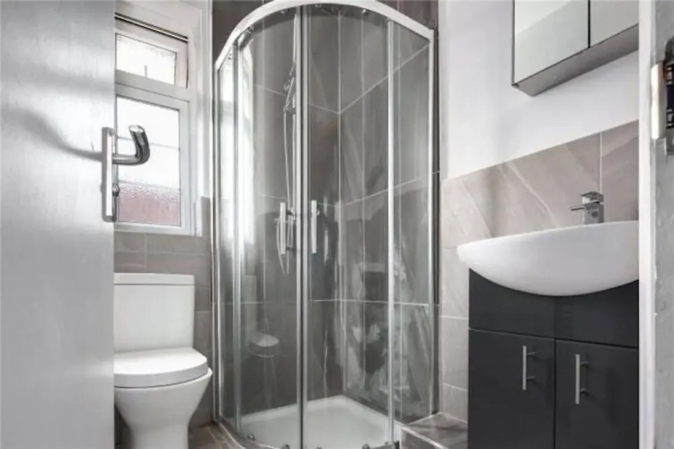 Limehouse Townhomes-4 Bedrooms,3 Bathrooms,garden