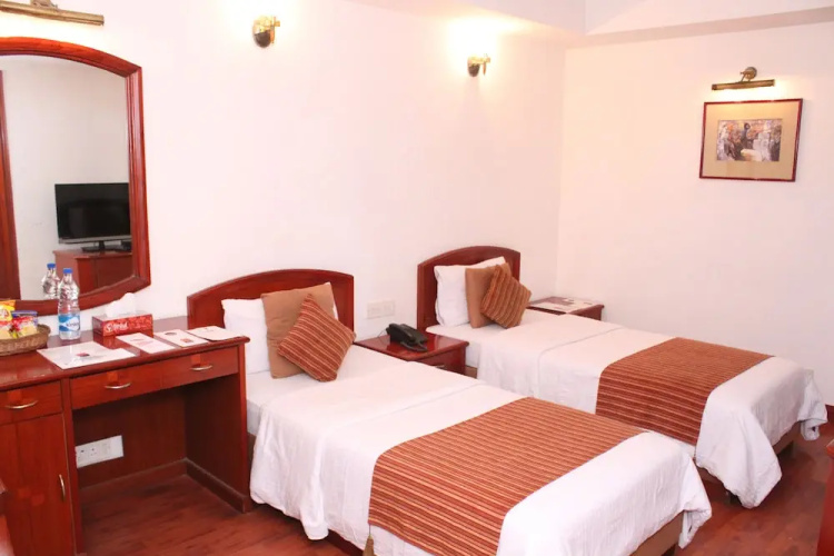 Hotel J's Inn