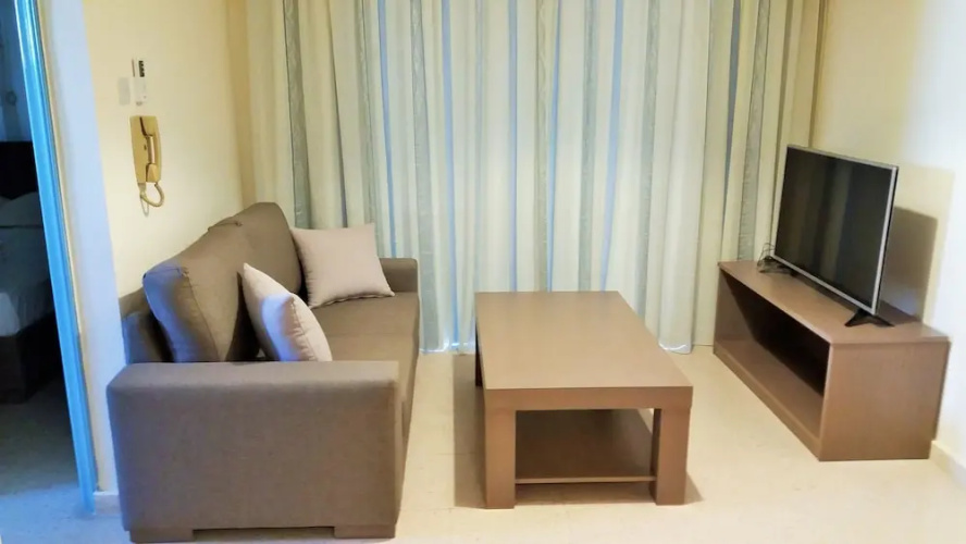 304 Carisa Holiday Flat