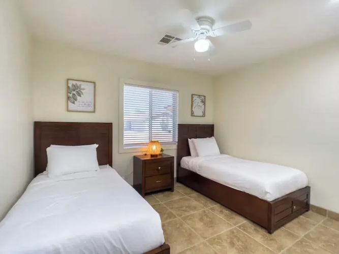 Chandler oasis with pool & hot tub