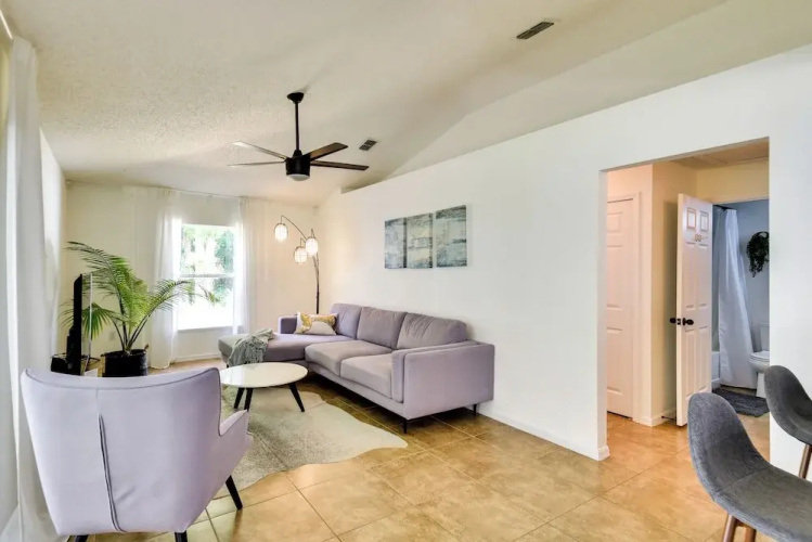 Lanai & Fire Pit: Peaceful Palm Coast Home!