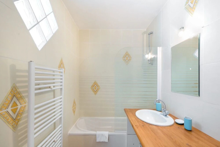 Charming Studio Close to the Train Station