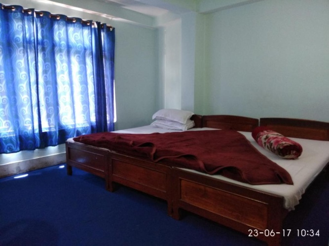 Deluxe Quadruple room