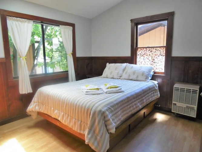 Riverlane Resort
