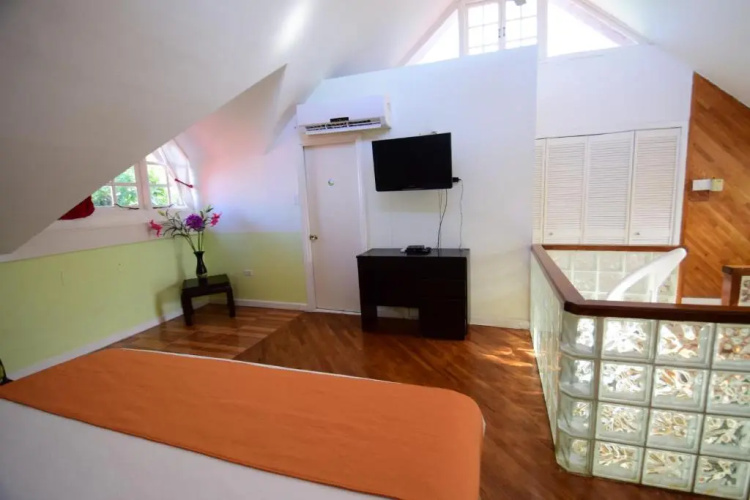 Experience Sea View at Apartment 78