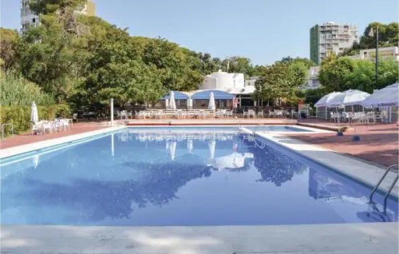 Apartment In Castell platja D aro