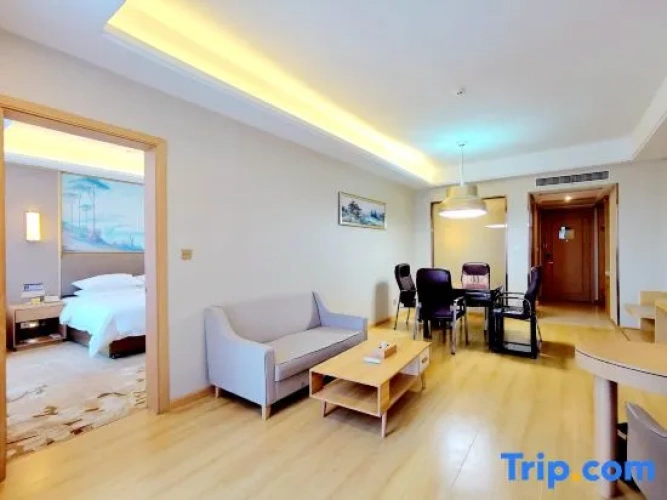 Standard Double Suite