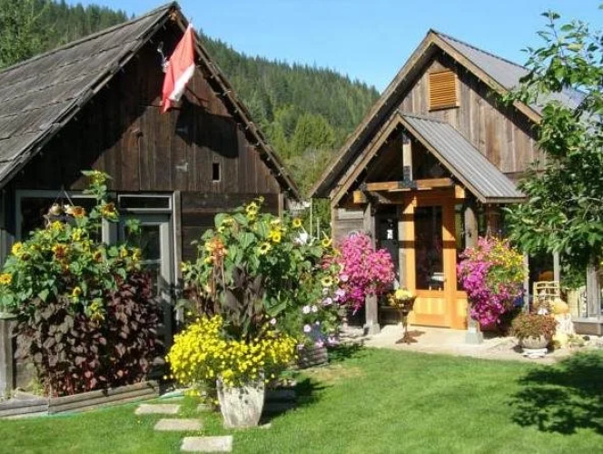 7 Acres Bed & Breakfast