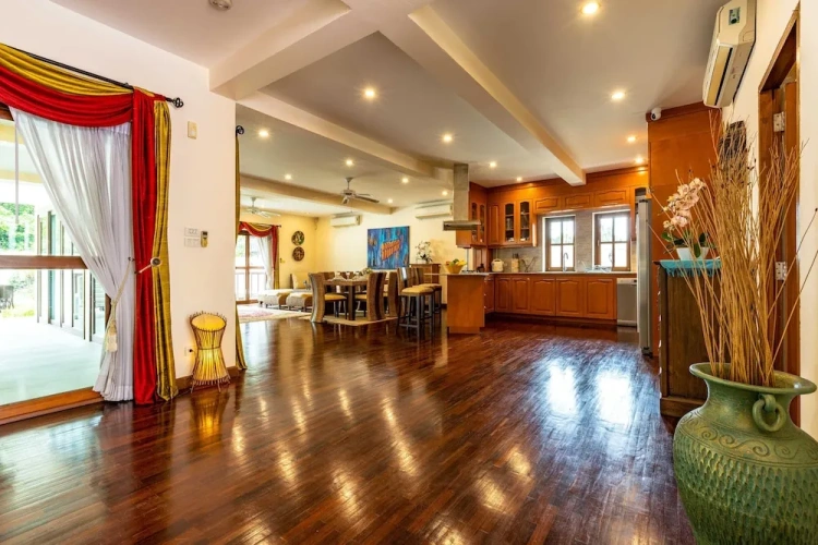 Deluxe Villa