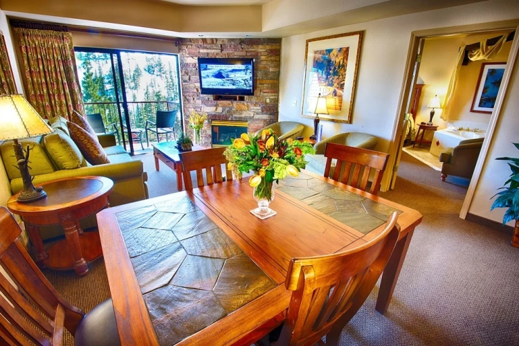 1 Bedroom Suite