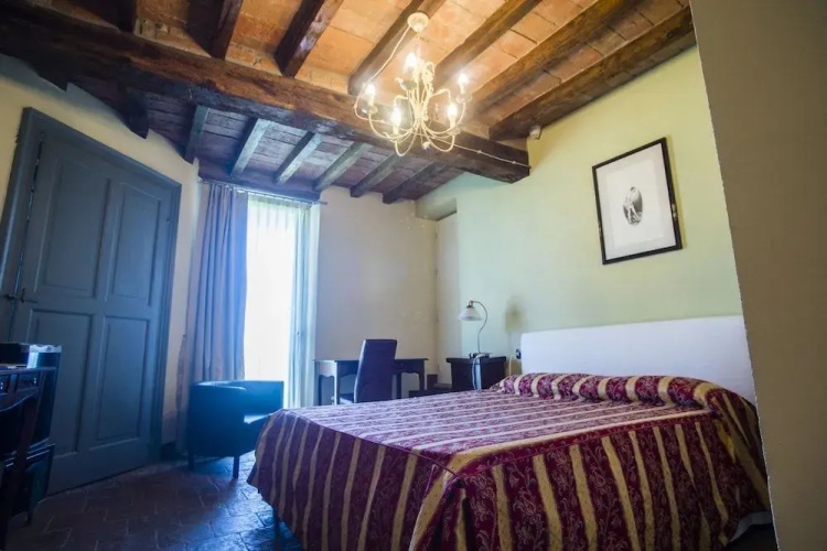 Villa Costanza