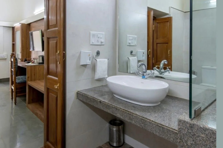 1946 Navdeep by Sky Stays Hotel