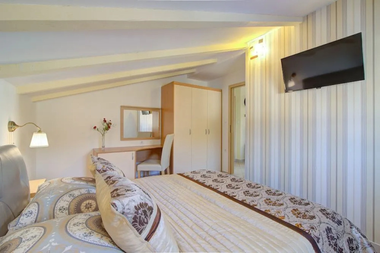 Apartments Prpic Senj