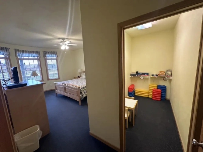 2 Bedrooms Apartment