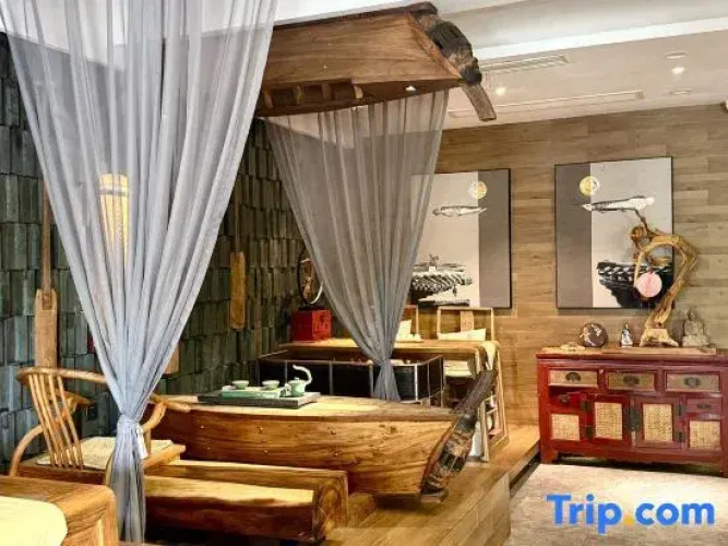Luck seven Design Hotel
