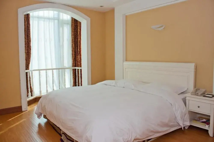Shenyang Ramada  Suites