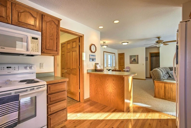 3 Bedrooms Cottage