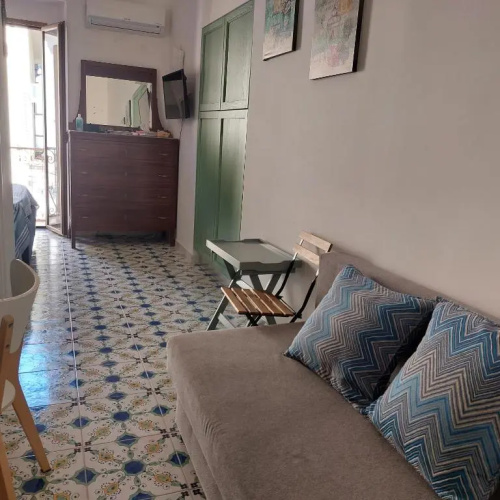 Monolocale su corso pedonale minimo 20 notti