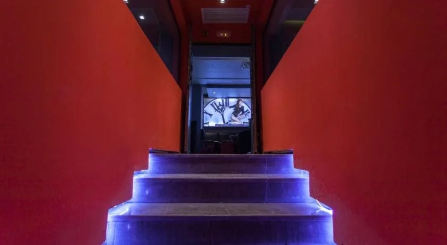 Business Hotel photo 18