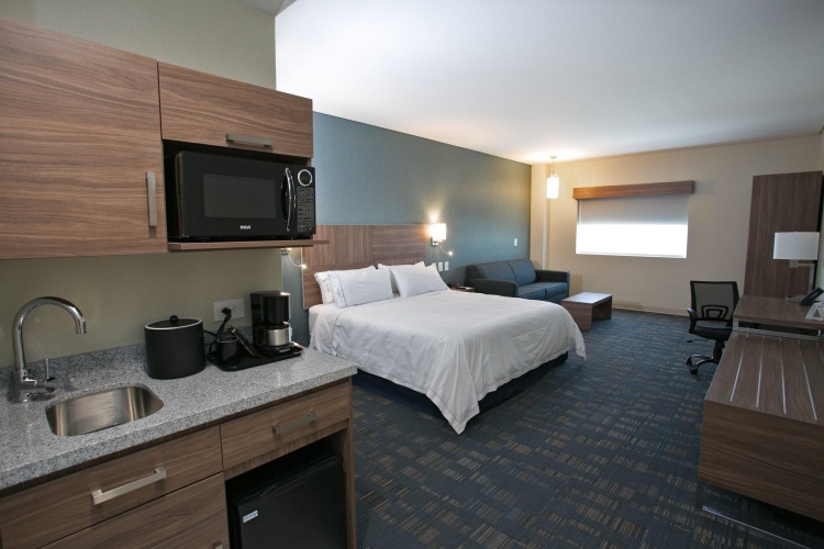 Quadruple Suite