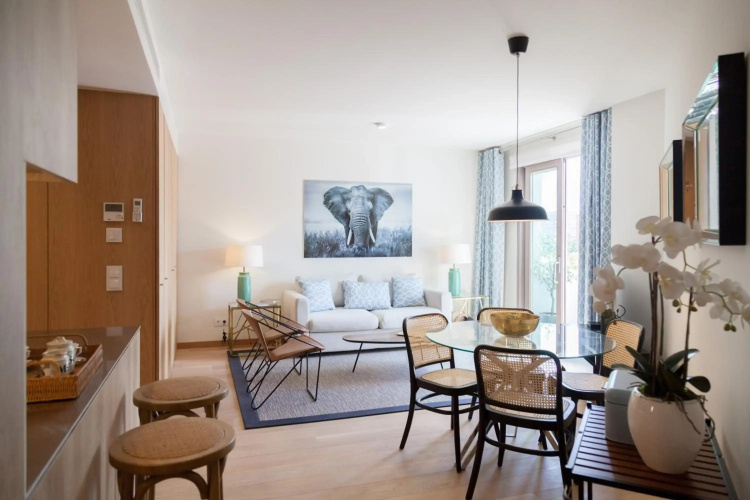 FLH Marquês Comfy Apartment