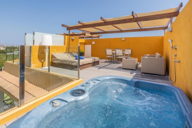 1 Bedroom Penthouse Suite