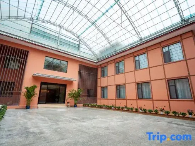 Wutaishan Yishe Hotel