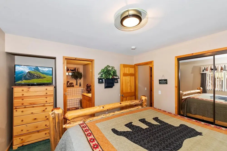 085 - Bear Paw Chalet
