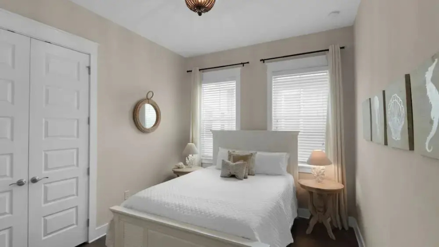 Pet Friendly & A Minute From Prominence Pool, Sleeps 8
