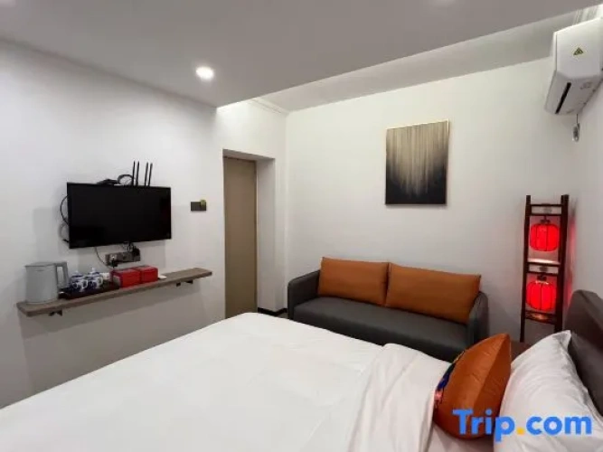 2 Bedrooms Suite