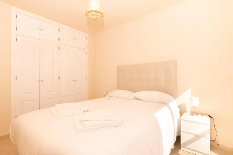 2247-Duplex 3 Bedrooms with 2 Terraces